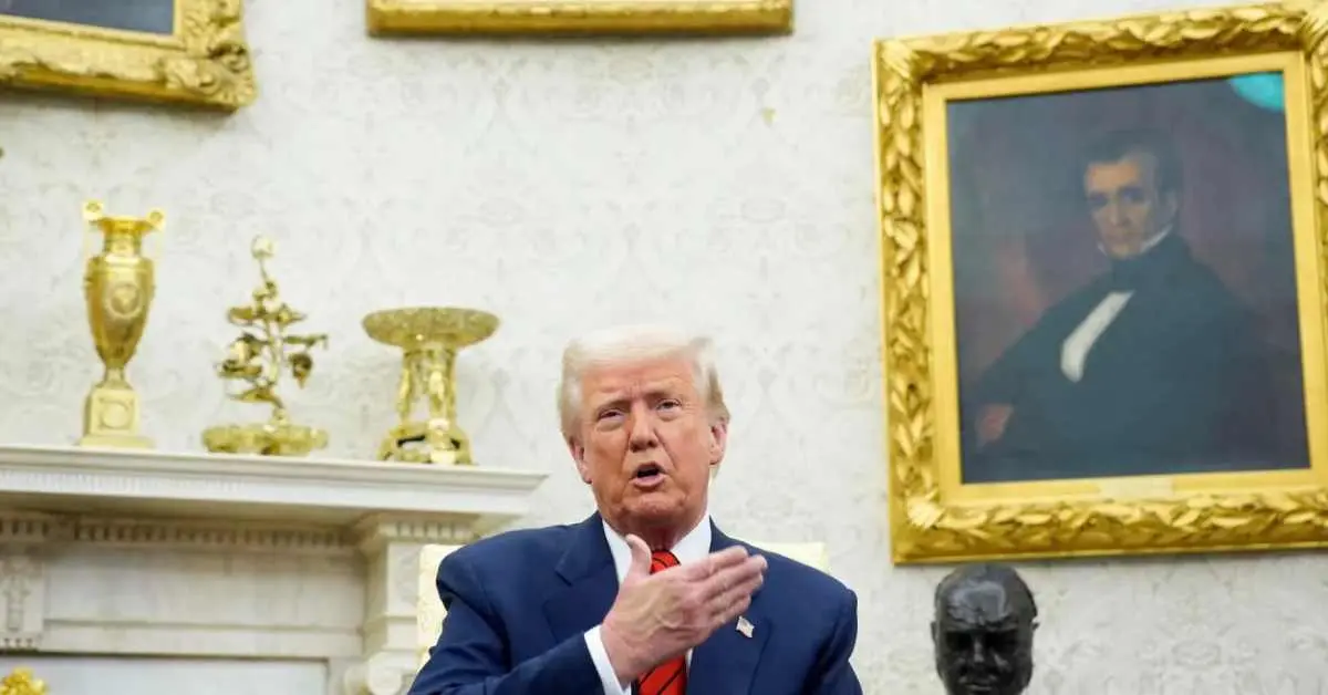 El presidente Donald Trump en la Casa Blanca este jueves 13 de marzo de 2025. Crédito EPAYURI GRIPAS POOL EFE