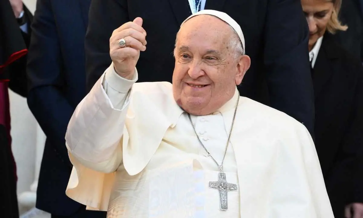 De que murio el papa francisco