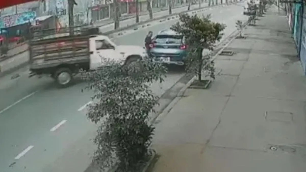 Mujer muere tras ser atropellada por una camioneta