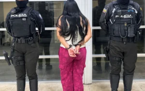 Mujer le quitó la vida a su pareja tras una reunión en su casa